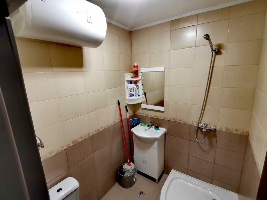 Дава се под наем Двустаен апартамент в Бургас, Възраждане - 70 кв.м за 229.5 € - Снимка #4