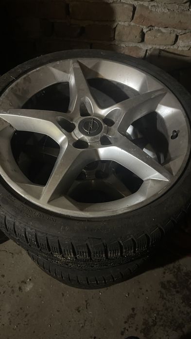 Jante aliaj originale Opel 18” cu anvelope 225/40 R18