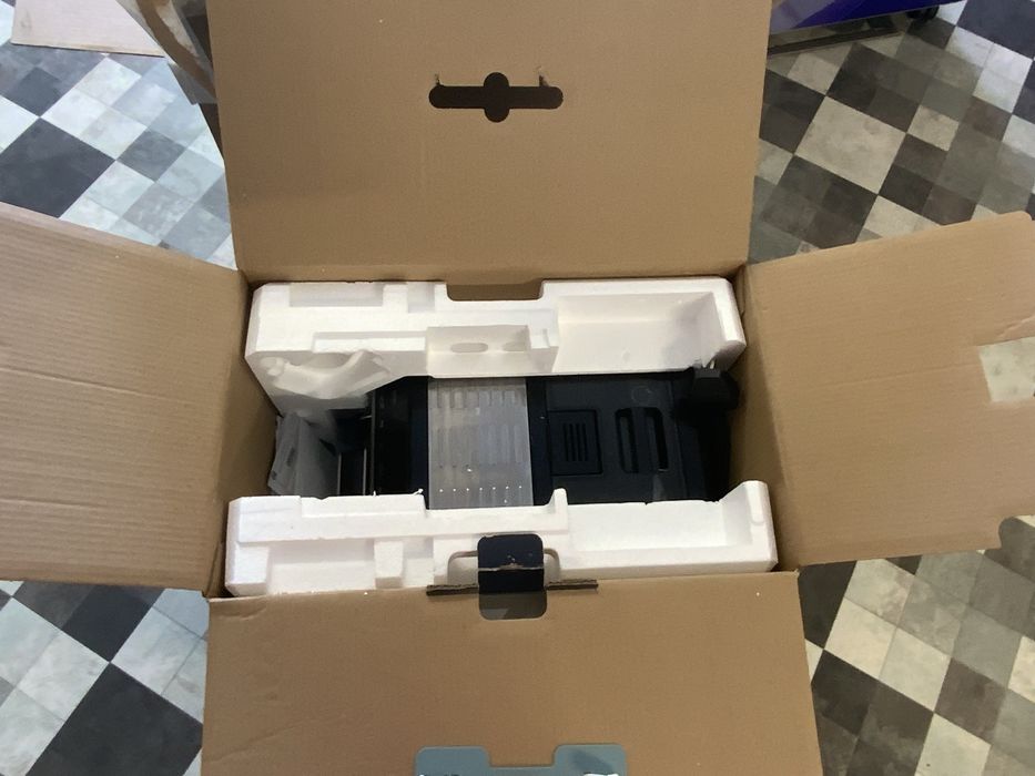 Expressor Automat De'longhi Eletta Plus ECAM 44.620 S,1450W,15 bar,1.8