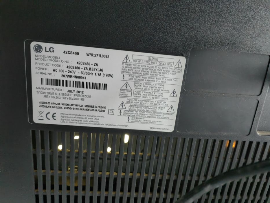 Продавам телевизор LG-42''