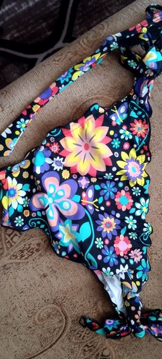 Дамски бански две части