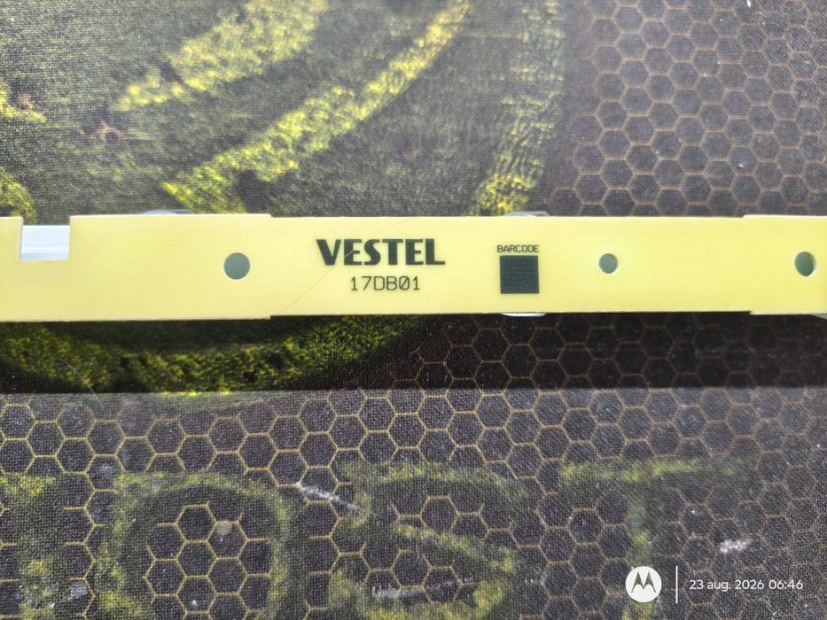 Placa baza TV  VESTEL 17MB95S-1 + sursa modul alimentare TV  Vestel 17IPS11 + Placă T-Con + panglici LVDS & senzor IR + Barete LED  (17DB01  REV0.2)