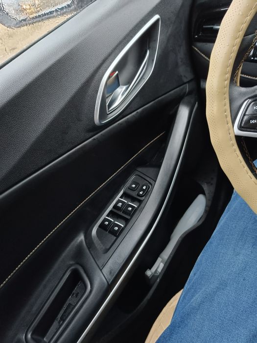 Продам jac js4 2023