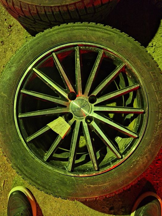 Продам диски vossen на R15 с зимний резиной