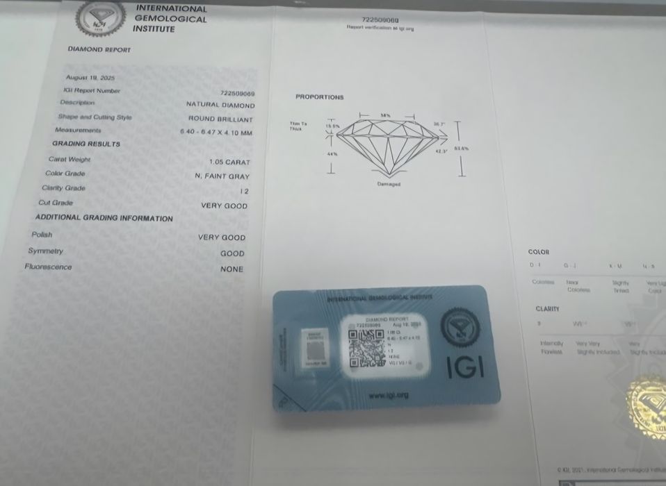 OFERTA! Cadoul perfect! Diamant natural cu certificat