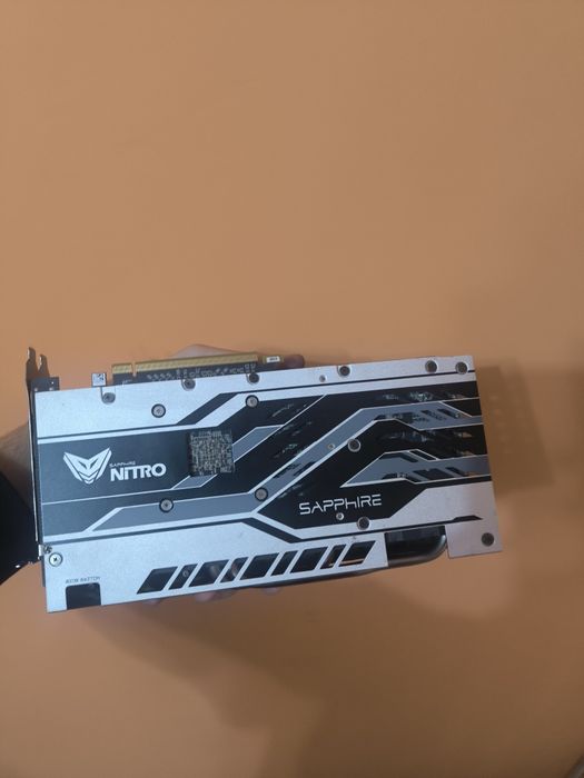 Placă video Sapphire NITRO+ Radeon RX 570 8GB