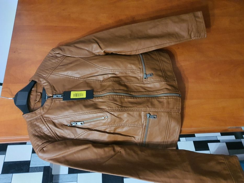 Geaca Jacheta imitatie piele noua, cu eticheta