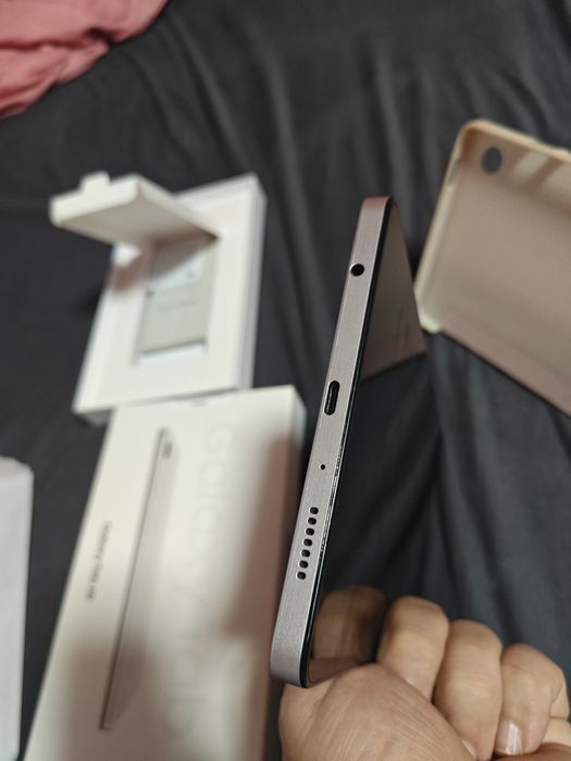 Tableta Samsung Tab A9 cu SIM