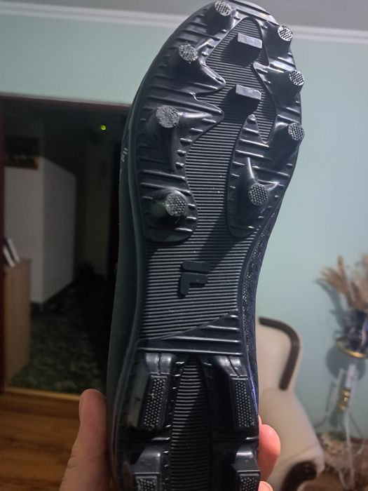 Pantofi de fotbal nr 43