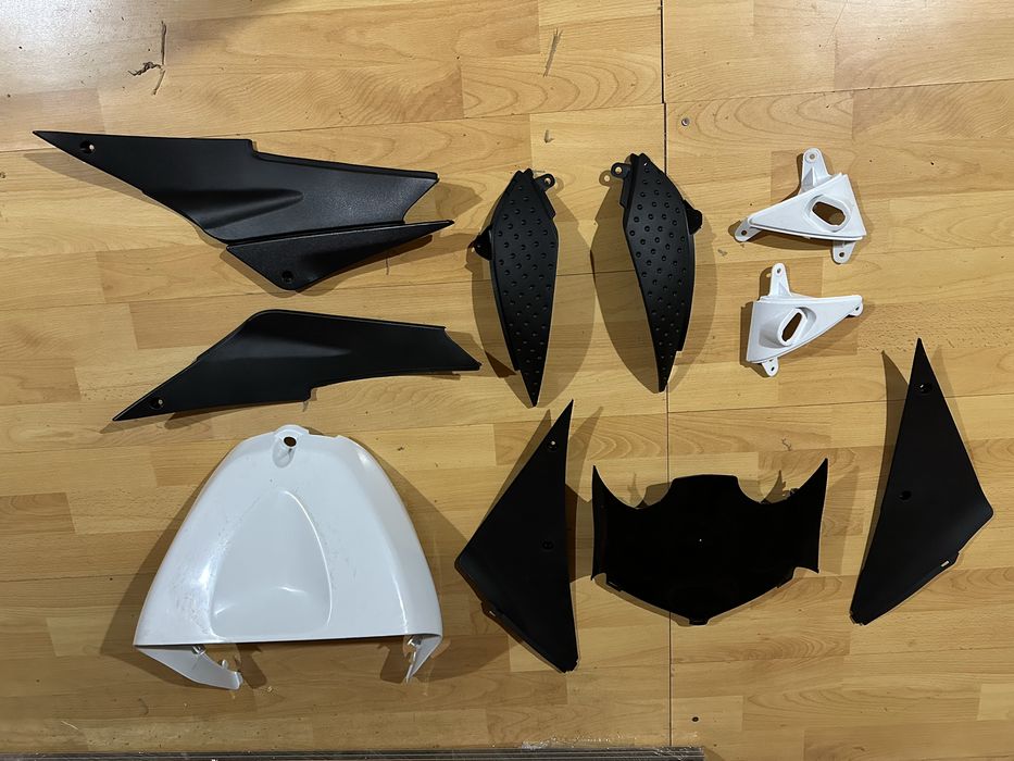 Kawasaki ZX10R/ZX6R 636 части