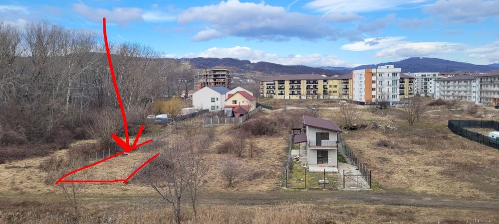 Vând teren intravilan in Ostroveni