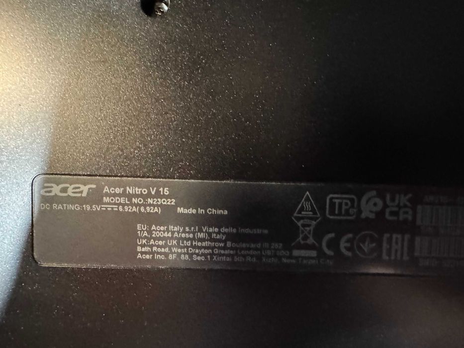 Laptop ACER NITRO V 15 165 HZ ca nou ,Ryzen 5 7535HS ,16gb Ram DDR5, 512 SSD M2, Rtx 4050 GARANTIE VALABILA LA ALTEX.