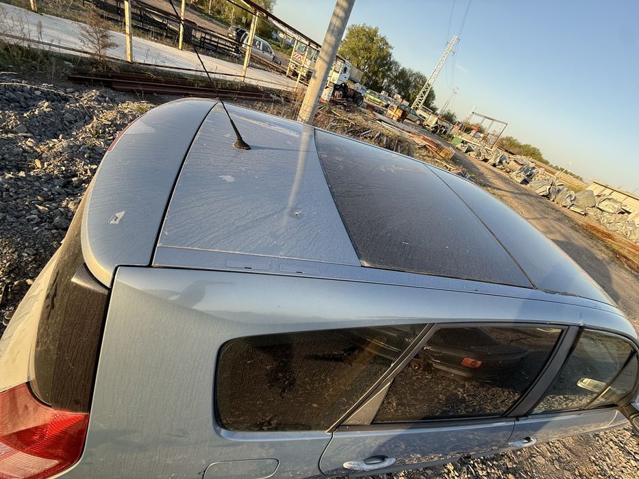 Рено меган Сценик 1.6 бензин на части