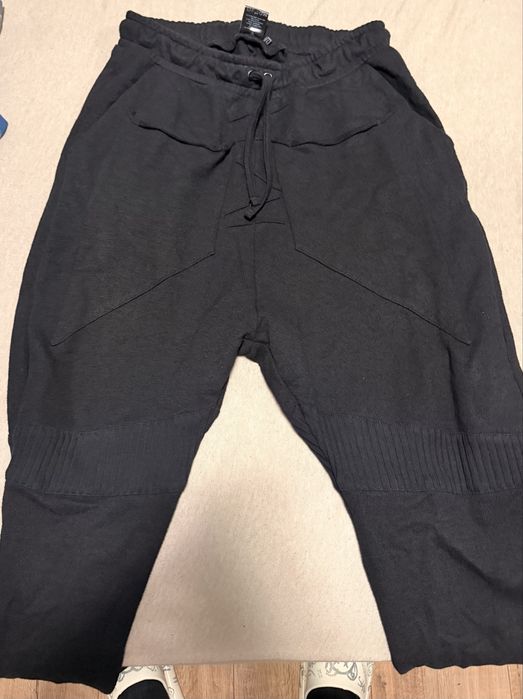 Luda knit pants и ключодържател