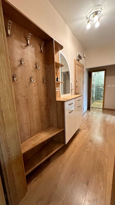 Дава се под наем Тристаен апартамент в Пловдив, Изгрев - 70 кв.м за 408 € - Снимка #2