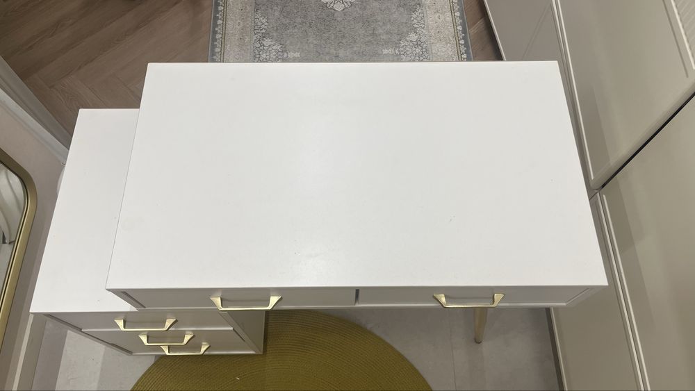 Продается тумба в хорошем состоянии