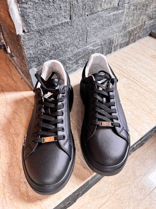 Черни мъжки обувки John Richmond