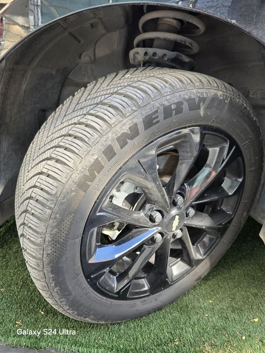 Monza 1.5 sotiladi .