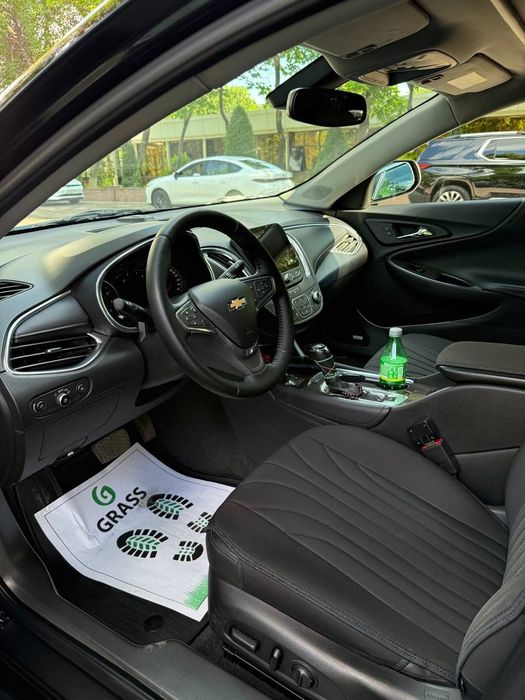 Chevrolet Malibu 2 atmos