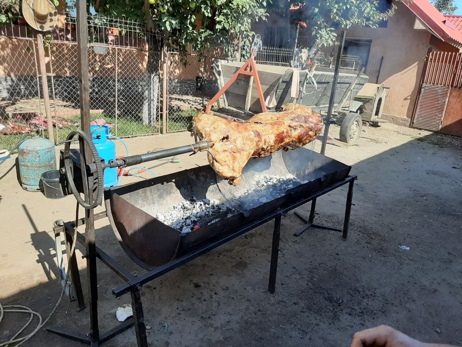 Proțap/Rotisor pentru evenimentul dumneavoastră