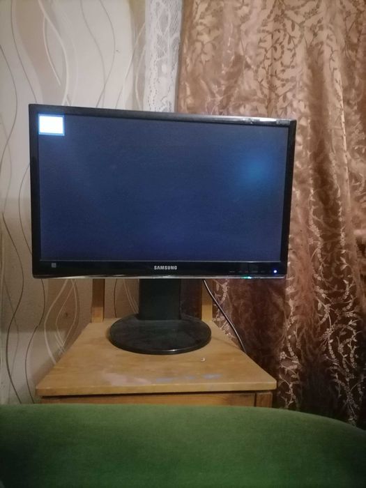 Монитор Samsung HDMI
