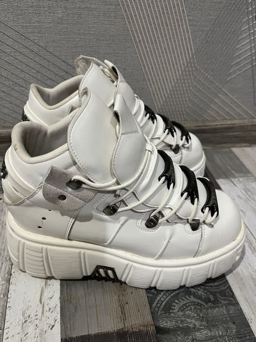 новые кроссовки/ботинки New rock