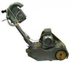 Продается шлиф машинка по паркету на 380 W  российская