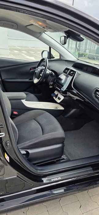 Toyota Prius Gen 4 (2016) – Baterie Hibrid Nouă (Schimbată Toyota 2026), CASCO 1 An, RCA 2027