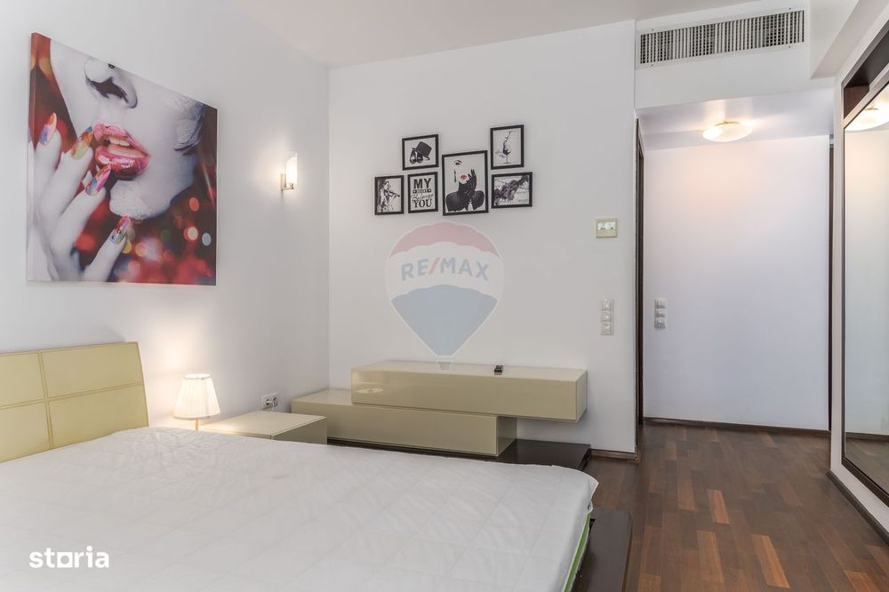 4 camere, semineu, piscina interioara, sauna. sala de sport, parcare