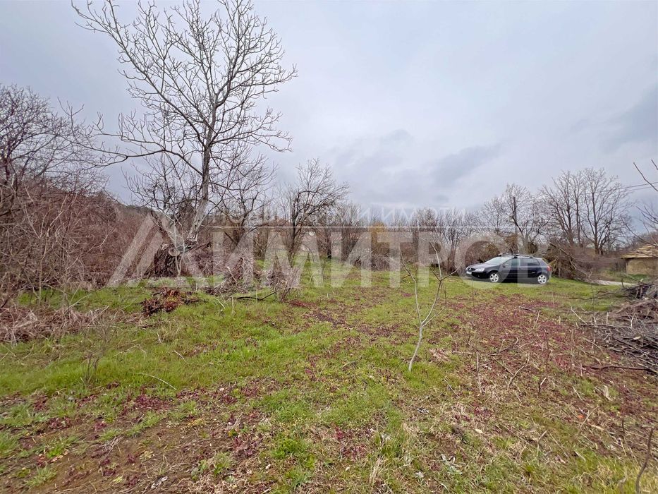 Продава се Парцел в с. Средня, Област Шумен - 1615 кв.м за 7 €/кв.м - Снимка #7