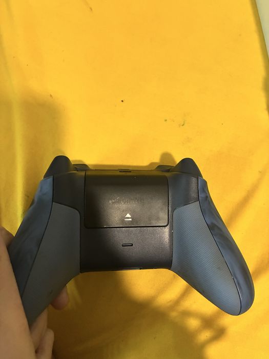 Xbox series s aproape nou