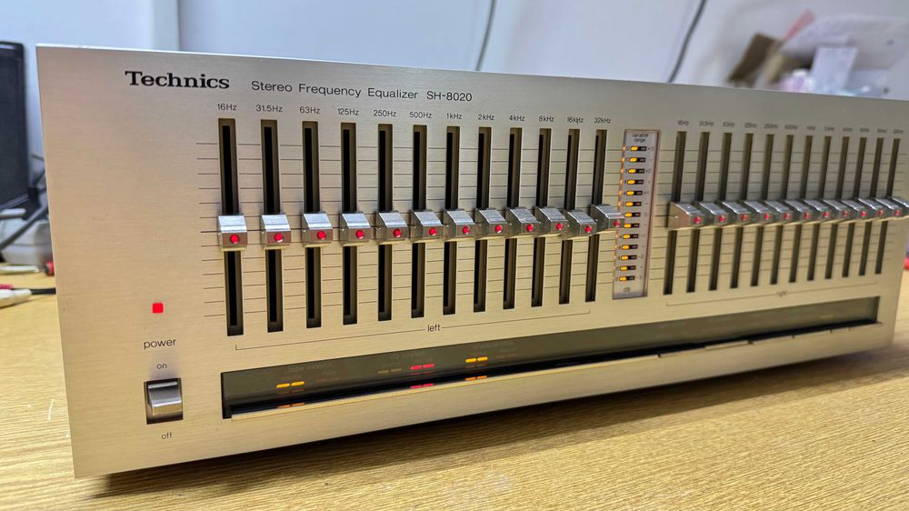 Egalizator Technics SH-8020