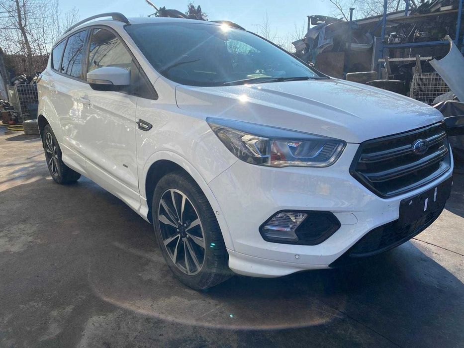 Dezmebrez Ford Kuga 1.5 i /capota/bara/aripa/usa/aripa/stop/hayion