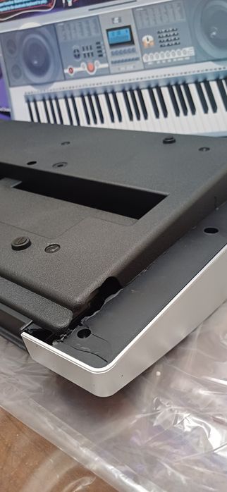 Синтизатор MK 805 /. 61 клавиш 5 актава новый