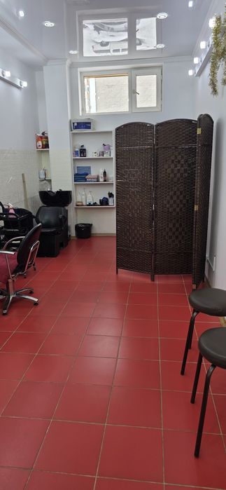 Сдам место для барбера или маникюра