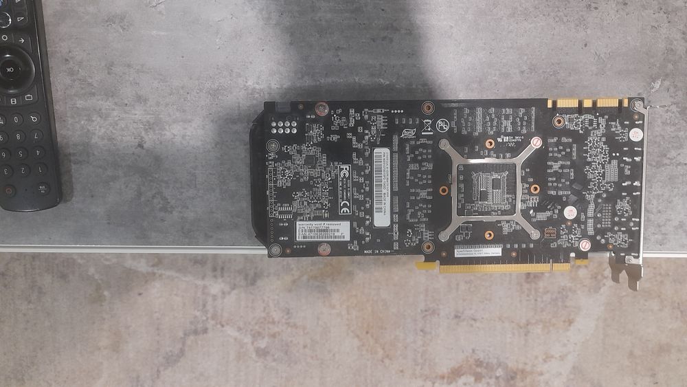 Видеокарта: Palit GTX 1070 Dual 8GB