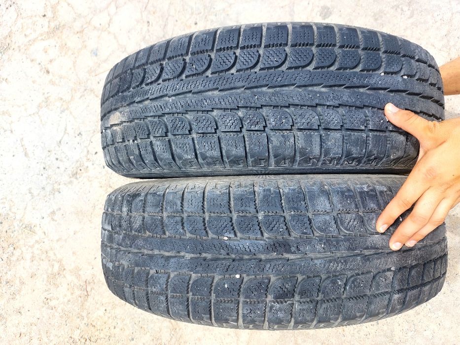 Продам покрышки зимний р16