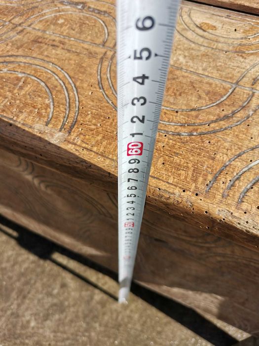 Ladă de zestre veche din lemn masiv, sculptată manual, autentică