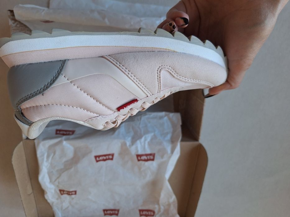 Оригинални детски маратонки Levi's 31 номер/ кецове Н&М