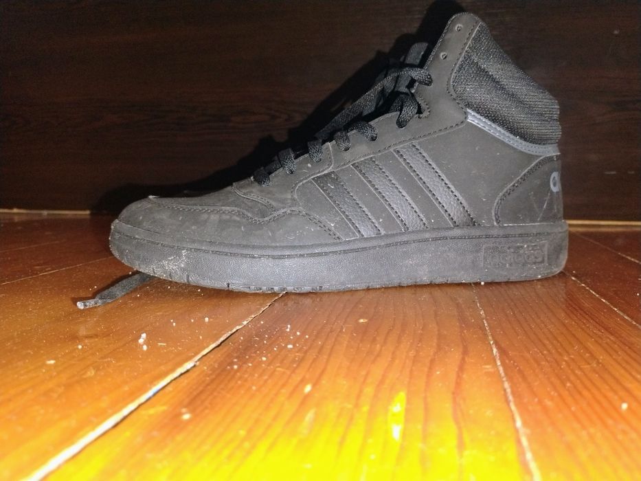 Черен чифт високи маратонки Adidas / Високи кецове Adidas 40 номер