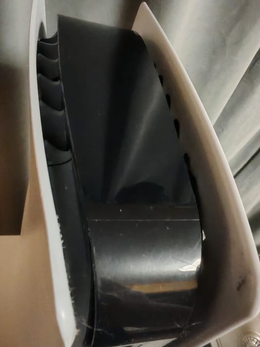 Consolă Sony PlayStation 5 Disk Edition cu manetă