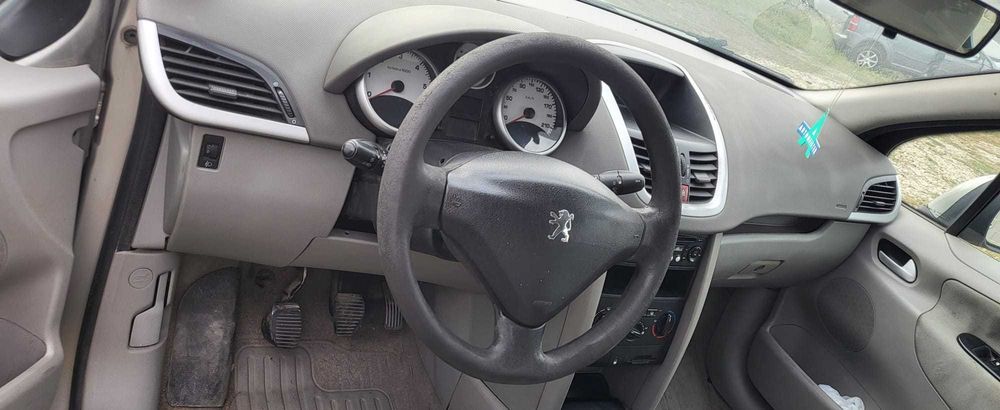 DEZMEMBRAM PEUGEOT 207-2007, 1398 cm3, 50Kw, cod motor 8HZ
