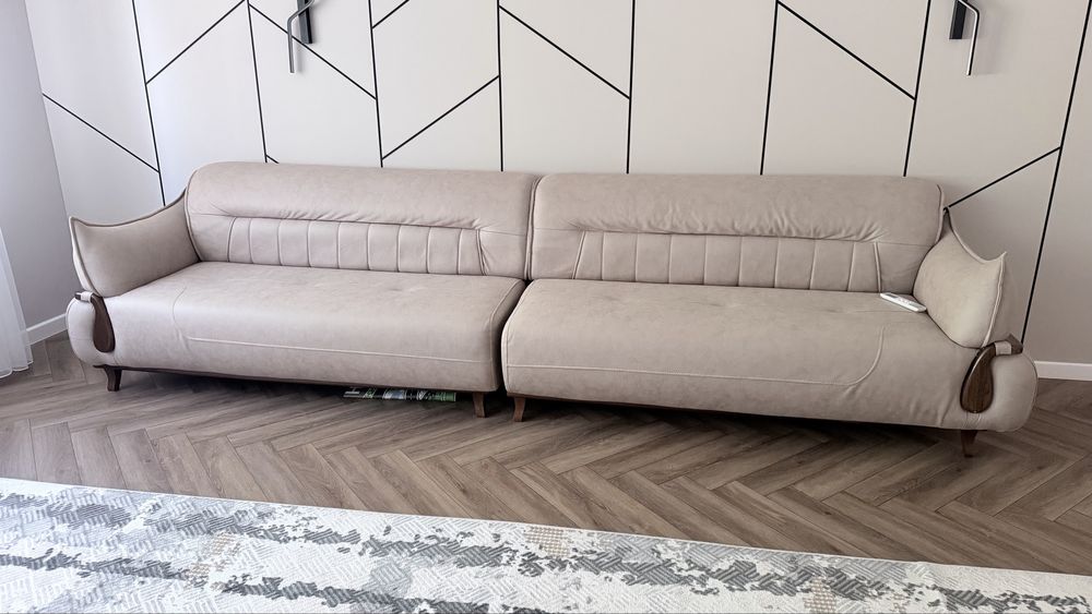Продам  диван район центра