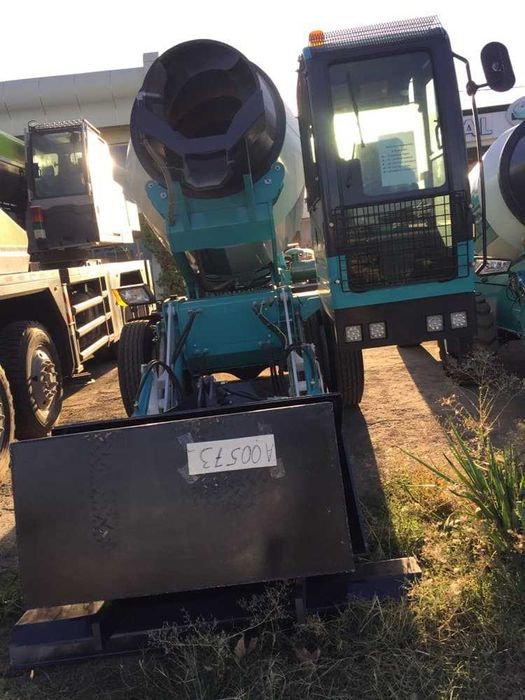 Автобетоносмеситель   3.5 куб Carmix Кармикс Karmix миксер