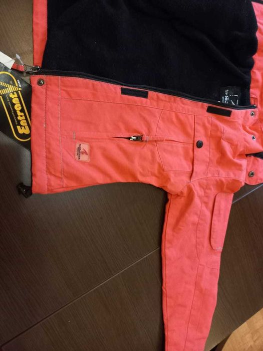 Новая  куртка для девочек Tandarvier