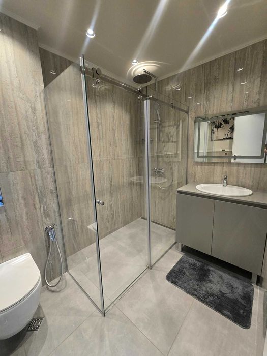 Двустаен имот в кв.Хладилника