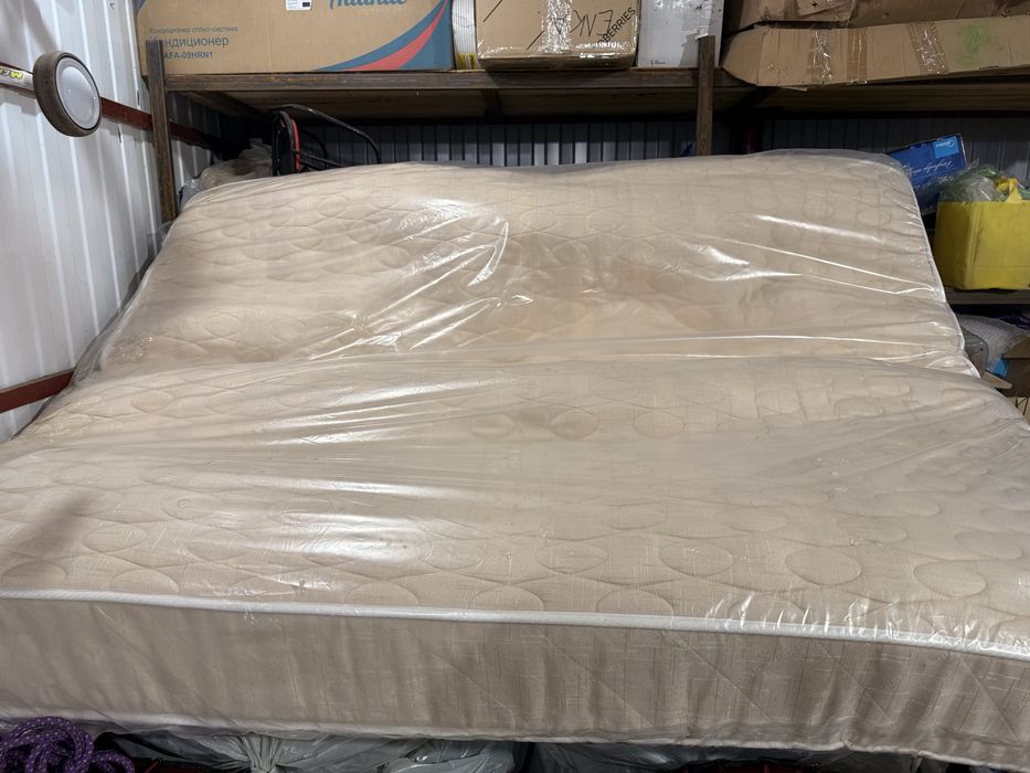 Отдам матрас даром 160*200