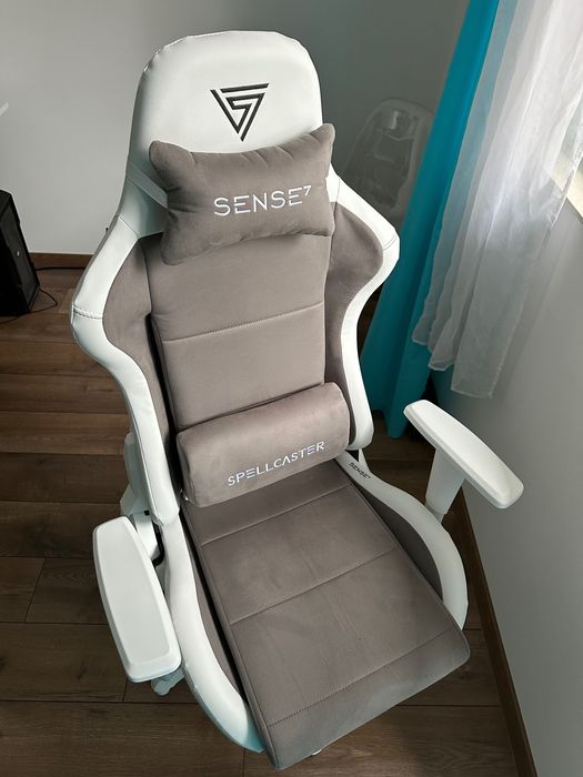 Sense7 Spellcaster нов!