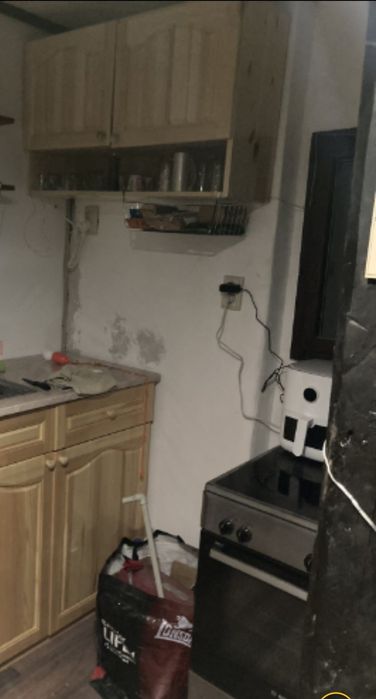 Обзаведено ателие Център със самостоятелна баня