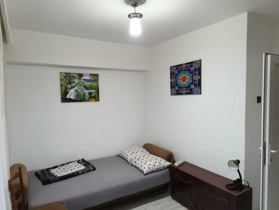 Inchiriez apartament Delfinariu